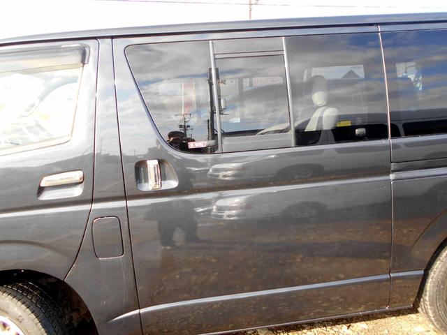 ハイエースバン ロングスーパーＧＬ　４ＷＤ　５ドア　２．５ＤＴ　両側スライド　４型フェイス＆スポイラー　ＬＥＤヘッド＆フォグ　革調シートカバー　エアロボンネット　リアヒーター＆クーラー　タイミングベルト交換済（5枚目）