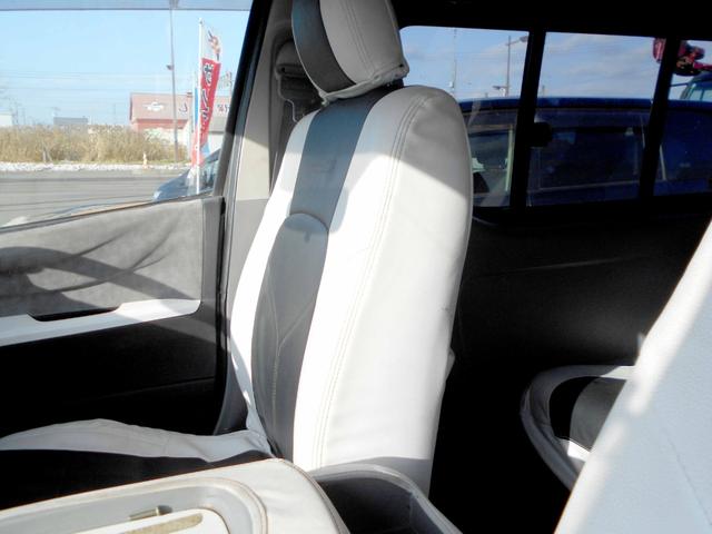 ハイエースバン ロングスーパーＧＬ　４ＷＤ　５ドア　２．５ＤＴ　両側スライド　４型フェイス＆スポイラー　ＬＥＤヘッド＆フォグ　革調シートカバー　エアロボンネット　リアヒーター＆クーラー　タイミングベルト交換済（32枚目）