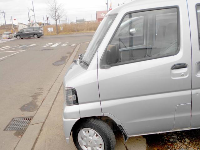 ミニキャブバン ＣＤ　切替式パートタイム４ＷＤ　６６０ＣＤ　オートマ　走行３５０００キロ（4枚目）