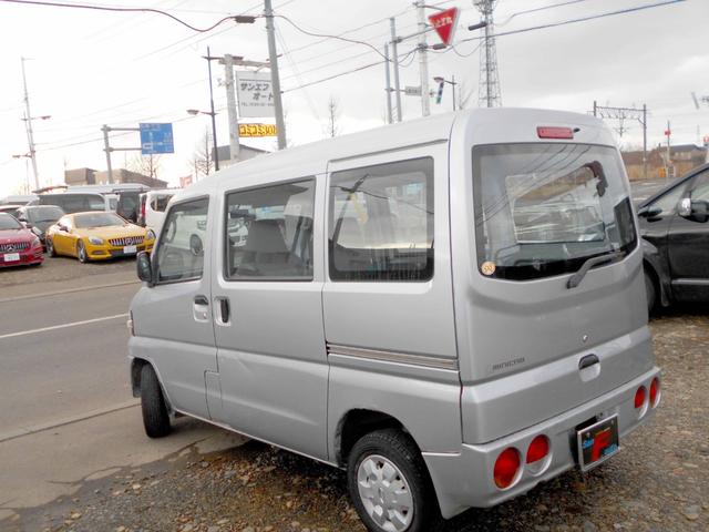 ミニキャブバン ＣＤ　切替式パートタイム４ＷＤ　６６０ＣＤ　オートマ　走行３５０００キロ（8枚目）