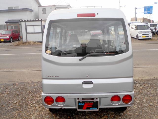 ミニキャブバン ＣＤ　切替式パートタイム４ＷＤ　６６０ＣＤ　オートマ　走行３５０００キロ（11枚目）
