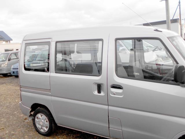 ミニキャブバン ＣＤ　切替式パートタイム４ＷＤ　６６０ＣＤ　オートマ　走行３５０００キロ（17枚目）