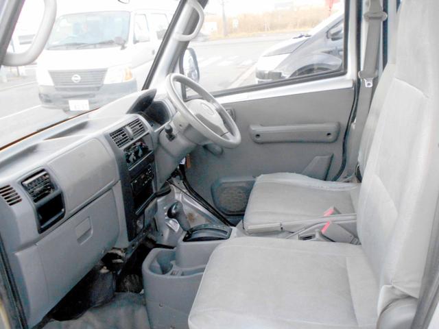ミニキャブバン ＣＤ　切替式パートタイム４ＷＤ　６６０ＣＤ　オートマ　走行３５０００キロ（28枚目）