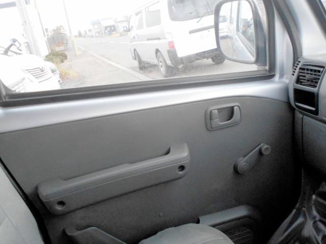 ミニキャブバン ＣＤ　切替式パートタイム４ＷＤ　６６０ＣＤ　オートマ　走行３５０００キロ（35枚目）