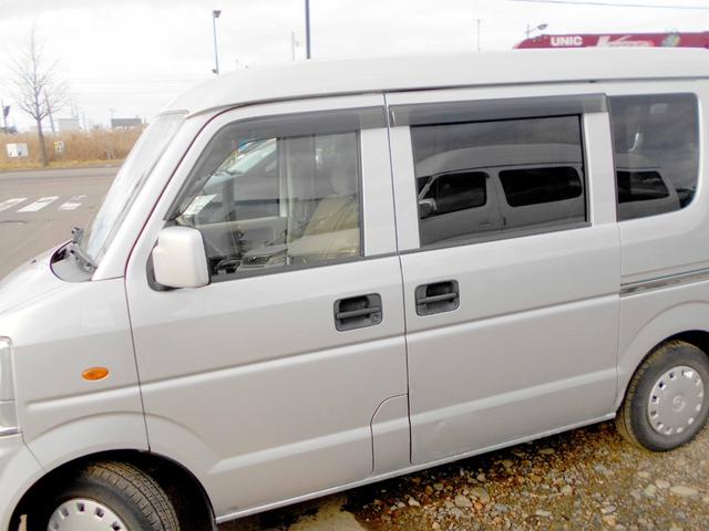 スクラム バスター 4WD 660バスター 両側スライド 修復歴無し マニュアル車 1オーナー車 ABS付 走行32000キロ 夏冬タイヤ付(5枚目)