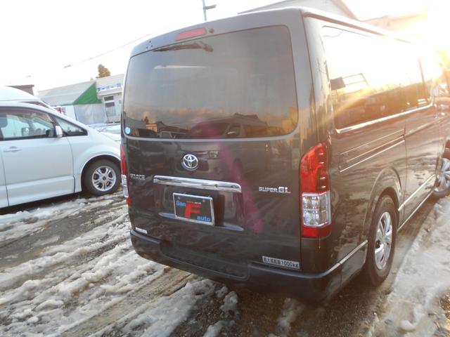 ハイエースバン ロングスーパーGL 2.5DT 4型フェイス スポイラー テール LEDヘッド&フォグ 木目調パネル コンビハンドル リアヒーター&クーラー ナビ バックカメラ(10枚目)