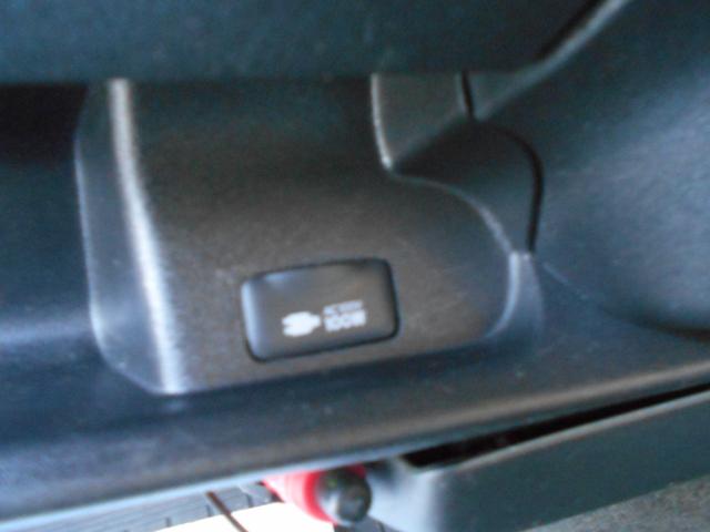 ハイエースバン ロングスーパーGL 2.5DT 4型フェイス スポイラー テール LEDヘッド&フォグ 木目調パネル コンビハンドル リアヒーター&クーラー ナビ バックカメラ(33枚目)