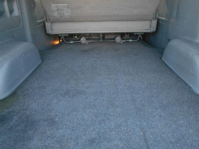 ハイエースバン ロングスーパーGL 2.5DT 4型フェイス スポイラー テール LEDヘッド&フォグ 木目調パネル コンビハンドル リアヒーター&クーラー ナビ バックカメラ(40枚目)