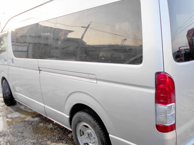 ハイエースバン SロングDX 4WD 2.5DT 4型フェイス&スポイラー テール 修復歴無し LEDヘッド&フォグ コンビハンドル 100V電源 リアヒーター 1オーナー車 ヒッチメンバー(10枚目)