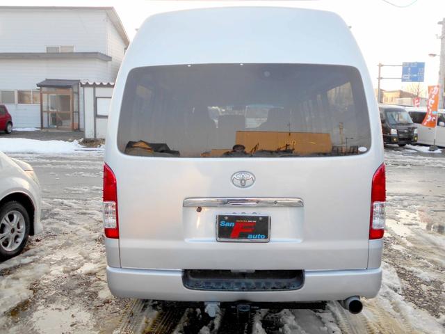 ハイエースバン SロングDX 4WD 2.5DT 4型フェイス&スポイラー テール 修復歴無し LEDヘッド&フォグ コンビハンドル 100V電源 リアヒーター 1オーナー車 ヒッチメンバー(13枚目)