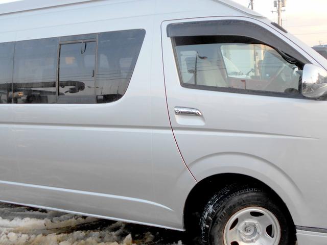 ハイエースバン SロングDX 4WD 2.5DT 4型フェイス&スポイラー テール 修復歴無し LEDヘッド&フォグ コンビハンドル 100V電源 リアヒーター 1オーナー車 ヒッチメンバー(18枚目)