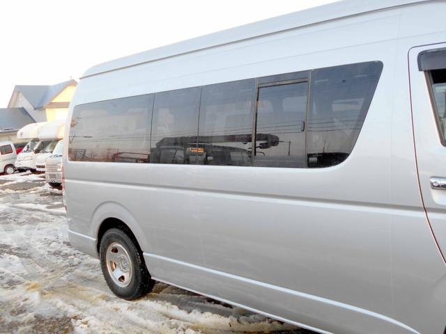 ハイエースバン SロングDX 4WD 2.5DT 4型フェイス&スポイラー テール 修復歴無し LEDヘッド&フォグ コンビハンドル 100V電源 リアヒーター 1オーナー車 ヒッチメンバー(23枚目)