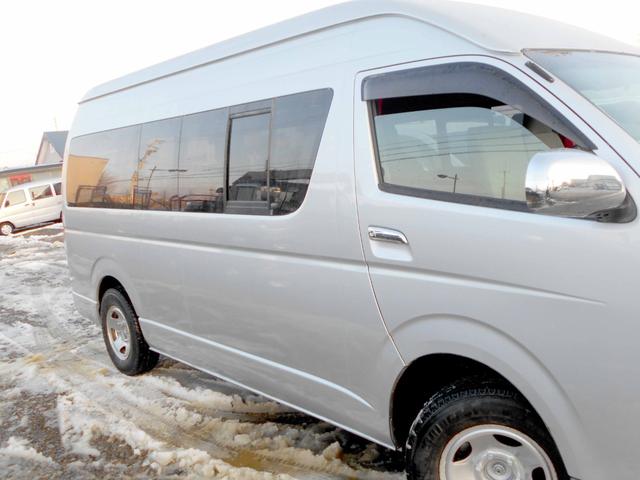 ハイエースバン SロングDX 4WD 2.5DT 4型フェイス&スポイラー テール 修復歴無し LEDヘッド&フォグ コンビハンドル 100V電源 リアヒーター 1オーナー車 ヒッチメンバー(24枚目)