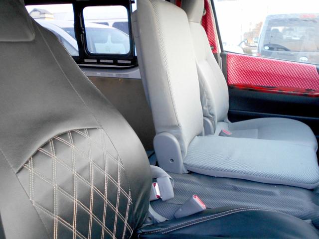 ハイエースバン SロングDX 4WD 2.5DT 4型フェイス&スポイラー テール 修復歴無し LEDヘッド&フォグ コンビハンドル 100V電源 リアヒーター 1オーナー車 ヒッチメンバー(29枚目)