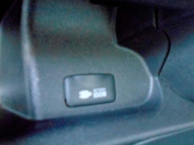 ハイエースバン SロングDX 4WD 2.5DT 4型フェイス&スポイラー テール 修復歴無し LEDヘッド&フォグ コンビハンドル 100V電源 リアヒーター 1オーナー車 ヒッチメンバー(36枚目)