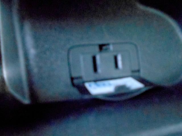 ハイエースバン SロングDX 4WD 2.5DT 4型フェイス&スポイラー テール 修復歴無し LEDヘッド&フォグ コンビハンドル 100V電源 リアヒーター 1オーナー車 ヒッチメンバー(38枚目)