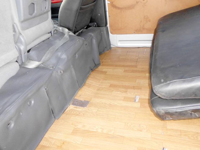 ハイエースバン SロングDX 4WD 2.5DT 4型フェイス&スポイラー テール 修復歴無し LEDヘッド&フォグ コンビハンドル 100V電源 リアヒーター 1オーナー車 ヒッチメンバー(39枚目)