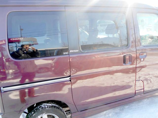 アトレーワゴン カスタムターボＲＳ　４ＷＤ　６６０ＲＳターボ　両側スライド　走行５４０００キロ　タイミングベルトチェーン　リアスポ（14枚目）