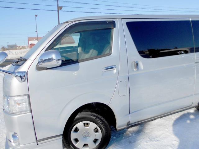 レジアスエースバン ロングスーパーＧＬ　４ＷＤ　２．５ＤＴ　スーパーＧＬ　４型フェイス＆スポイラー　ＬＥＤヘッドライト＆フォグ　１００Ｖ電源　バックカメラ　ＥＴＣ　リアヒーター＆クーラー　タイミングベルト交換済　夏冬タイヤ付（4枚目）