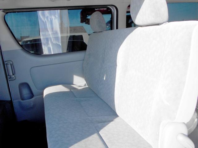 レジアスエースバン ロングスーパーＧＬ　４ＷＤ　２．５ＤＴ　スーパーＧＬ　４型フェイス＆スポイラー　ＬＥＤヘッドライト＆フォグ　１００Ｖ電源　バックカメラ　ＥＴＣ　リアヒーター＆クーラー　タイミングベルト交換済　夏冬タイヤ付（36枚目）