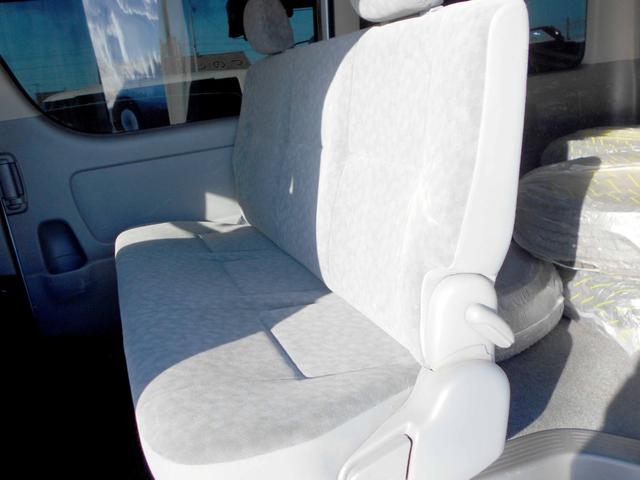 レジアスエースバン ロングスーパーＧＬ　４ＷＤ　２．５ＤＴ　スーパーＧＬ　４型フェイス＆スポイラー　ＬＥＤヘッドライト＆フォグ　１００Ｖ電源　バックカメラ　ＥＴＣ　リアヒーター＆クーラー　タイミングベルト交換済　夏冬タイヤ付（37枚目）