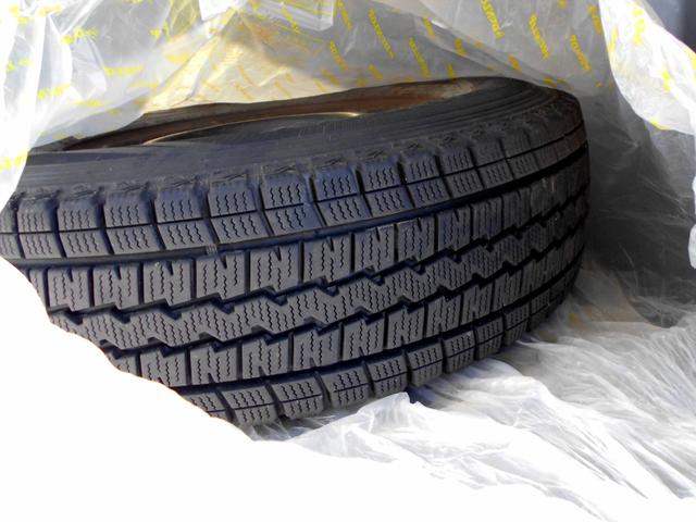 レジアスエースバン ロングスーパーＧＬ　４ＷＤ　２．５ＤＴ　スーパーＧＬ　４型フェイス＆スポイラー　ＬＥＤヘッドライト＆フォグ　１００Ｖ電源　バックカメラ　ＥＴＣ　リアヒーター＆クーラー　タイミングベルト交換済　夏冬タイヤ付（42枚目）