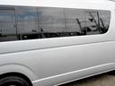 TOYOTA HIACE COMMUTER