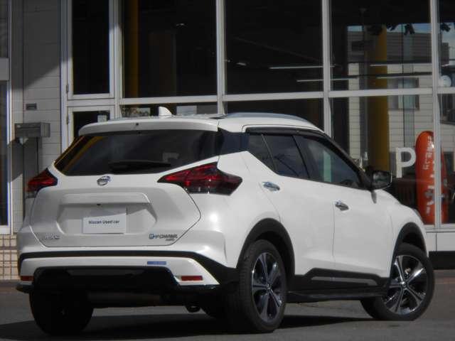 キックス １．２　Ｘ　ＦＯＵＲ　ツートーン　インテリアエディション（ｅ－ＰＯＷＥＲ）　４ＷＤ　プロパイロット・アラウンドビューモニター（2枚目）