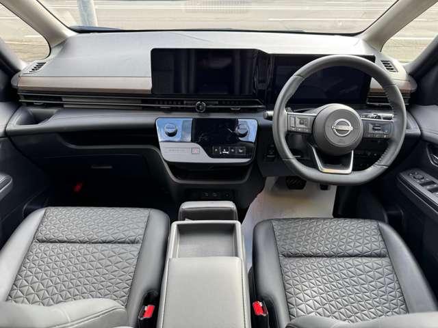 セレナ 2.0 ハイウェイスターV 4WD メモリーナビゲーション フルセグテレビ ア(3枚目)