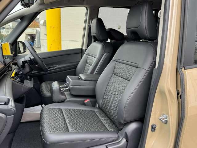 セレナ 2.0 ハイウェイスターV 4WD メモリーナビゲーション フルセグテレビ ア(12枚目)