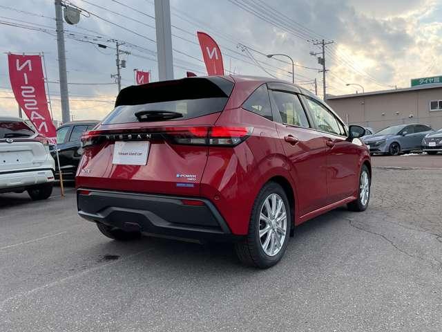 ノート 1.2 X FOUR 4WD ハンドルヒーター(2枚目)