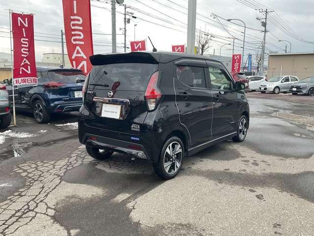 デイズ 660 ハイウェイスターGターボ 4WD プロパイロット 9インチ純正ナビ(2枚目)