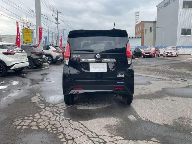 デイズ 660 ハイウェイスターGターボ 4WD プロパイロット 9インチ純正ナビ(5枚目)