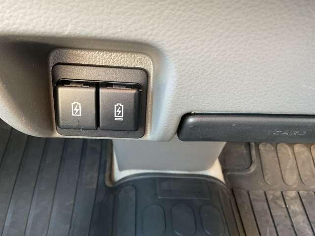 NV100クリッパーバン 660 GX ハイルーフ 4WD 5速マニュアル車(15枚目)