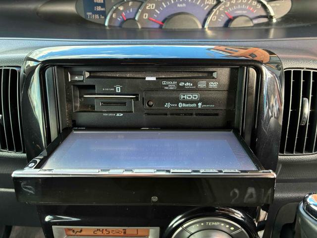 タント カスタムＸ　車検９年４月　社外ナビＴＶ　左パワースライド　４ＷＤ　ＥＴＣ　電動スライドドア　ＴＶ　ＨＩＤ　スマートキー　アイドリングストップ　ベンチシート　ＣＶＴ　盗難防止システム　ＡＢＳ　ＣＤ　ＤＶＤ再生　Ｂｌｕｅｔｏｏｔｈ　アルミホイール　衝突安全ボディ（6枚目）