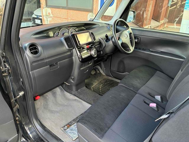 タント カスタムＸ　車検９年４月　社外ナビＴＶ　左パワースライド　４ＷＤ　ＥＴＣ　電動スライドドア　ＴＶ　ＨＩＤ　スマートキー　アイドリングストップ　ベンチシート　ＣＶＴ　盗難防止システム　ＡＢＳ　ＣＤ　ＤＶＤ再生　Ｂｌｕｅｔｏｏｔｈ　アルミホイール　衝突安全ボディ（22枚目）