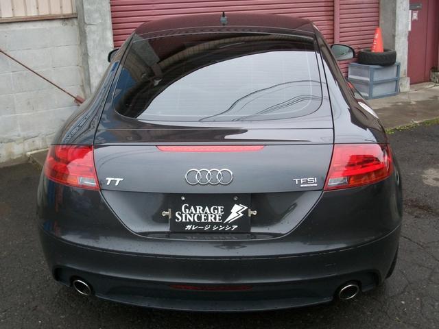 ＴＴクーペ ２．０ＴＦＳＩ　クワトロ　２．０ＴＦＳＩ　クワトロ　４ＷＤ（8枚目）