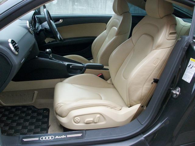 ＴＴクーペ ２．０ＴＦＳＩ　クワトロ　２．０ＴＦＳＩ　クワトロ　４ＷＤ（10枚目）