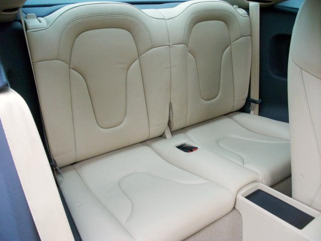 ＴＴクーペ ２．０ＴＦＳＩ　クワトロ　２．０ＴＦＳＩ　クワトロ　４ＷＤ（17枚目）