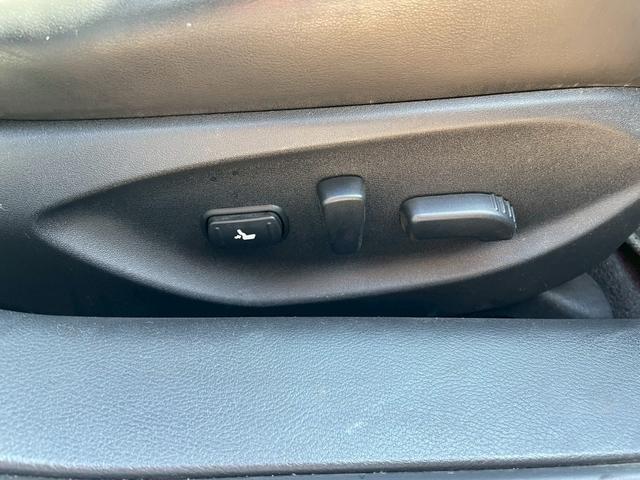 スカイライン 350GT FOUR ハイブリッド タイプP 4WD ドライブレコーダー ETC クリアランスソナー レーンアシスト オートクルーズコントロール 衝突被害軽減システム 全周囲カメラ ナビ TV アルミホイール LEDヘッドランプ AT(27枚目)