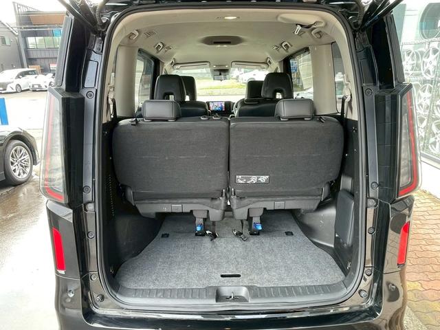 セレナ ハイウェイスターＶ　４ＷＤ　全周囲カメラ　ナビ　ＴＶ　クリアランスソナー　オートクルーズコントロール　衝突被害軽減システム　両側電動スライドドア　ＬＥＤヘッドランプ　スマートキー　アイドリングストップ　シートヒーター（19枚目）