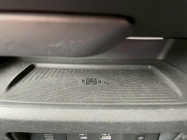 セレナ ハイウェイスターＶ　４ＷＤ　全周囲カメラ　ナビ　ＴＶ　クリアランスソナー　オートクルーズコントロール　衝突被害軽減システム　両側電動スライドドア　ＬＥＤヘッドランプ　スマートキー　アイドリングストップ　シートヒーター（21枚目）