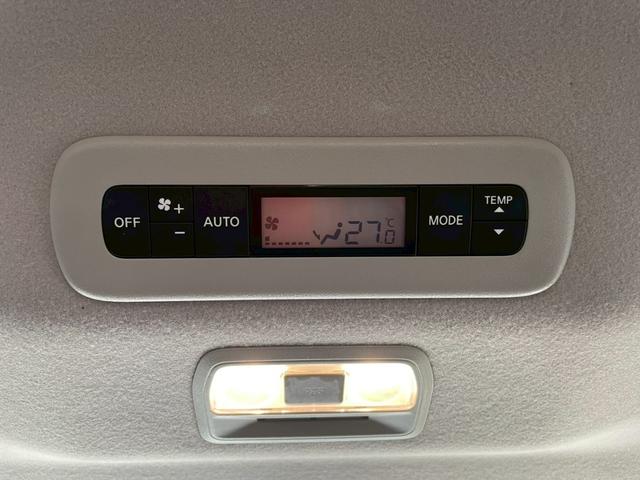 セレナ ハイウェイスターＶ　４ＷＤ　全周囲カメラ　ナビ　ＴＶ　クリアランスソナー　オートクルーズコントロール　衝突被害軽減システム　両側電動スライドドア　ＬＥＤヘッドランプ　スマートキー　アイドリングストップ　シートヒーター（26枚目）