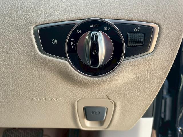 Ｅクラス Ｅ４００　４マチック　エクスクルーシブ　４ＷＤ　ドライブレコーダー　ＥＴＣ　クリアランスソナー　レーンアシスト　オートクルーズコントロール　衝突被害軽減システム　全周囲カメラ　ナビ　ＴＶ　アルミホイール　オートライト　ＬＥＤヘッドランプ（10枚目）