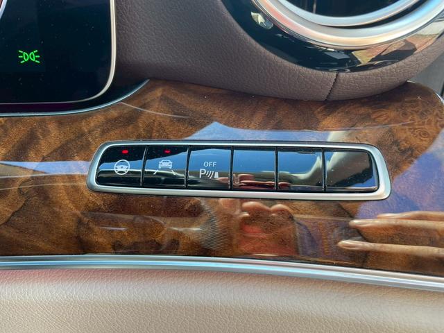 Ｅクラス Ｅ４００　４マチック　エクスクルーシブ　４ＷＤ　ドライブレコーダー　ＥＴＣ　クリアランスソナー　レーンアシスト　オートクルーズコントロール　衝突被害軽減システム　全周囲カメラ　ナビ　ＴＶ　アルミホイール　オートライト　ＬＥＤヘッドランプ（27枚目）