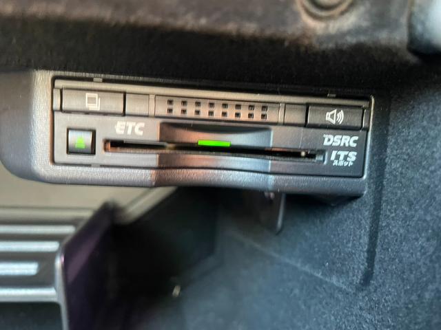 ＩＳ ＩＳ２５０　４ＷＤ　ＥＴＣ　オートクルーズコントロール　バックカメラ　ナビ　ＴＶ　アルミホイール　オートライト　ＨＩＤ　ＡＴ　シートヒーター　スマートキー　電動格納ミラー　盗難防止システム　パワーシート　ＣＤ（12枚目）