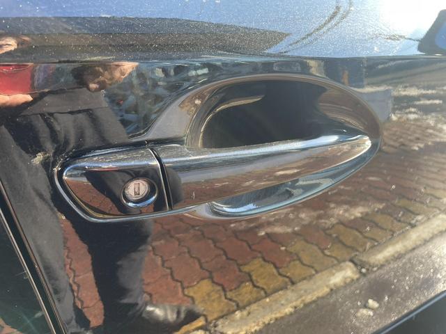 ＩＳ ＩＳ２５０　４ＷＤ　ＥＴＣ　オートクルーズコントロール　バックカメラ　ナビ　ＴＶ　アルミホイール　オートライト　ＨＩＤ　ＡＴ　シートヒーター　スマートキー　電動格納ミラー　盗難防止システム　パワーシート　ＣＤ（22枚目）