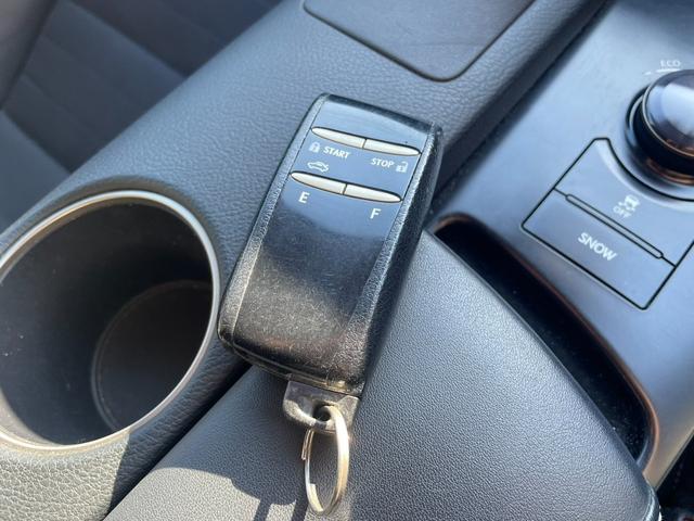 ＩＳ ＩＳ２５０　４ＷＤ　ＥＴＣ　オートクルーズコントロール　バックカメラ　ナビ　ＴＶ　アルミホイール　オートライト　ＨＩＤ　ＡＴ　シートヒーター　スマートキー　電動格納ミラー　盗難防止システム　パワーシート　ＣＤ（26枚目）