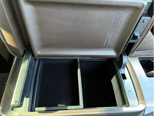 クラウンハイブリッド ロイヤルサルーン　Ｆｏｕｒ（34枚目）