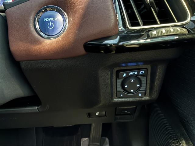 クラウンハイブリッド Ｓ　Ｃパッケージ　Ｆｏｕｒ（21枚目）